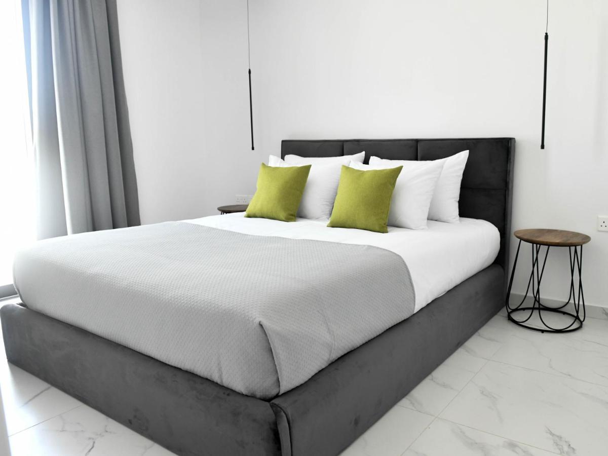The Room, Suite 14, Leda Gardens Pafos Dış mekan fotoğraf
