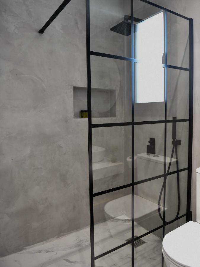 The Room, Suite 14, Leda Gardens Pafos Dış mekan fotoğraf