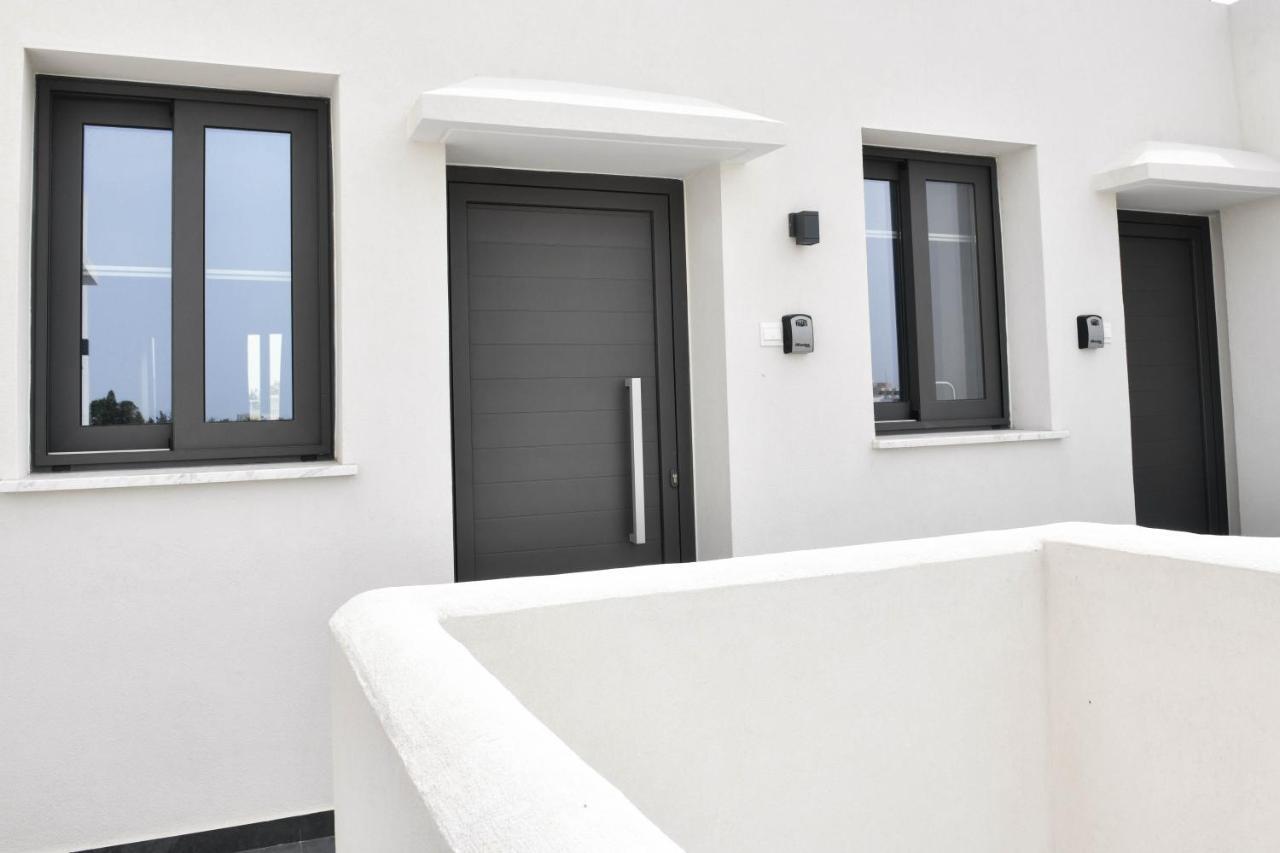 The Room, Suite 14, Leda Gardens Pafos Dış mekan fotoğraf